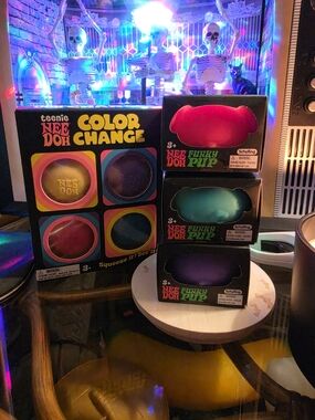 Color Change & Funky Pup Squeeze Toys - Multi (Set)